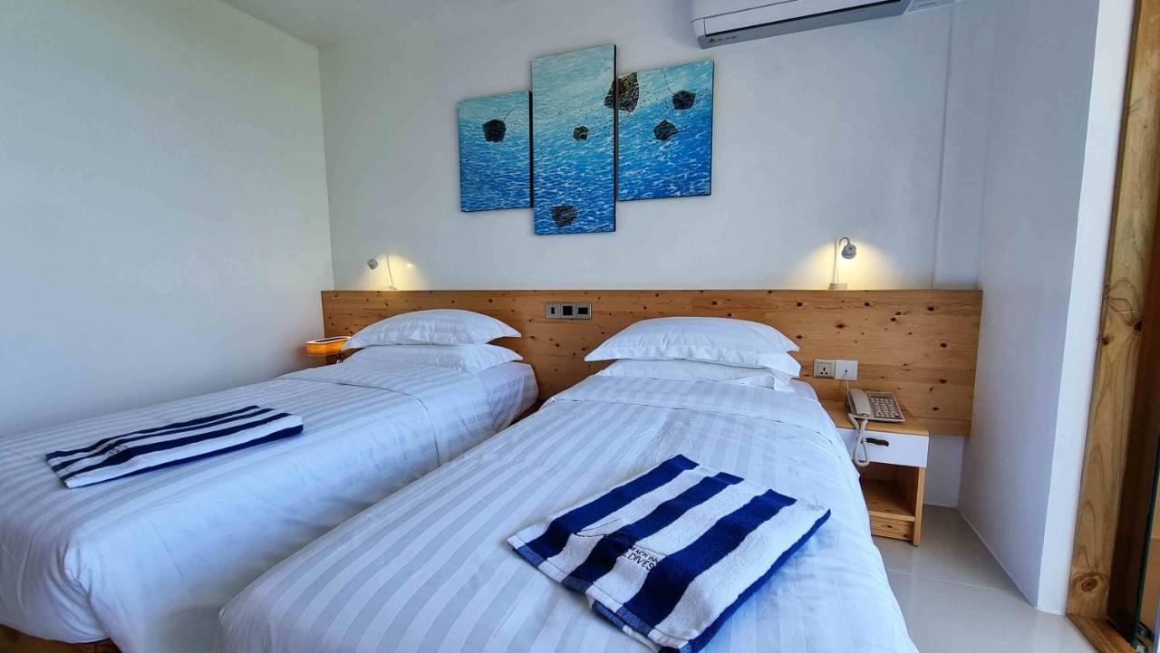 Luau Beach Inn, Maldives Fulidhoo Exterior photo